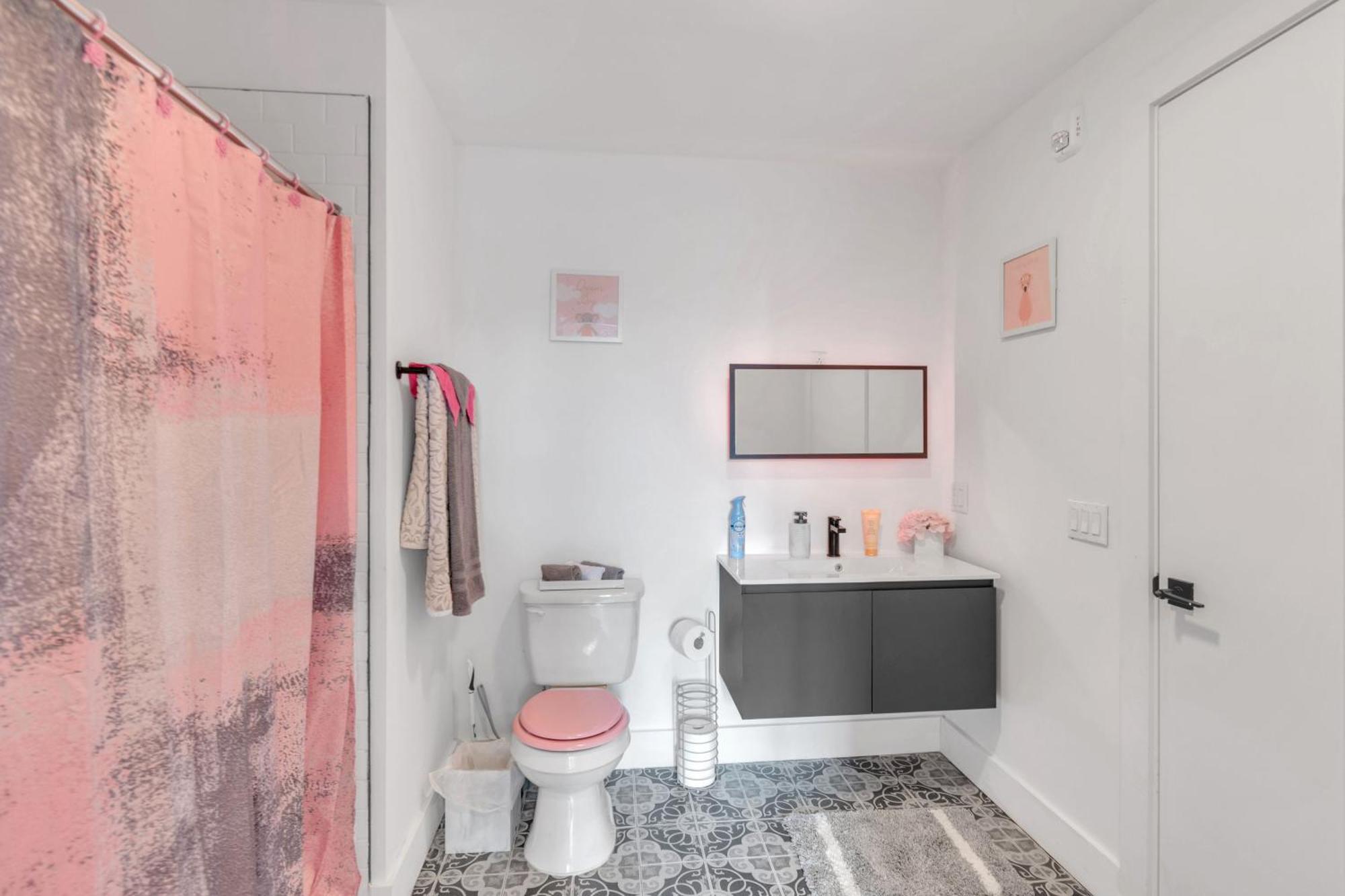 Ferienwohnung Pink Heaven Indoor Pool, Free Parking, Near Nyc Elizabeth Exterior foto