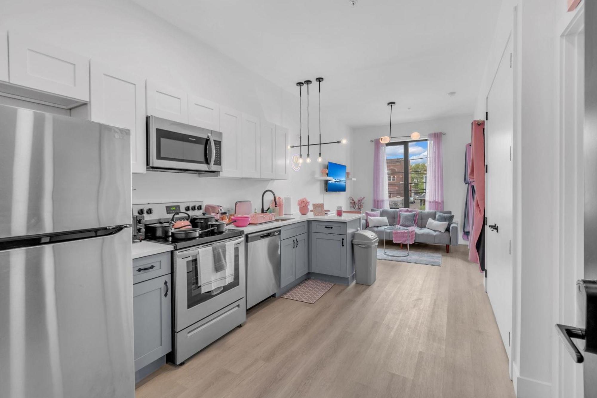 Ferienwohnung Pink Heaven Indoor Pool, Free Parking, Near Nyc Elizabeth Exterior foto