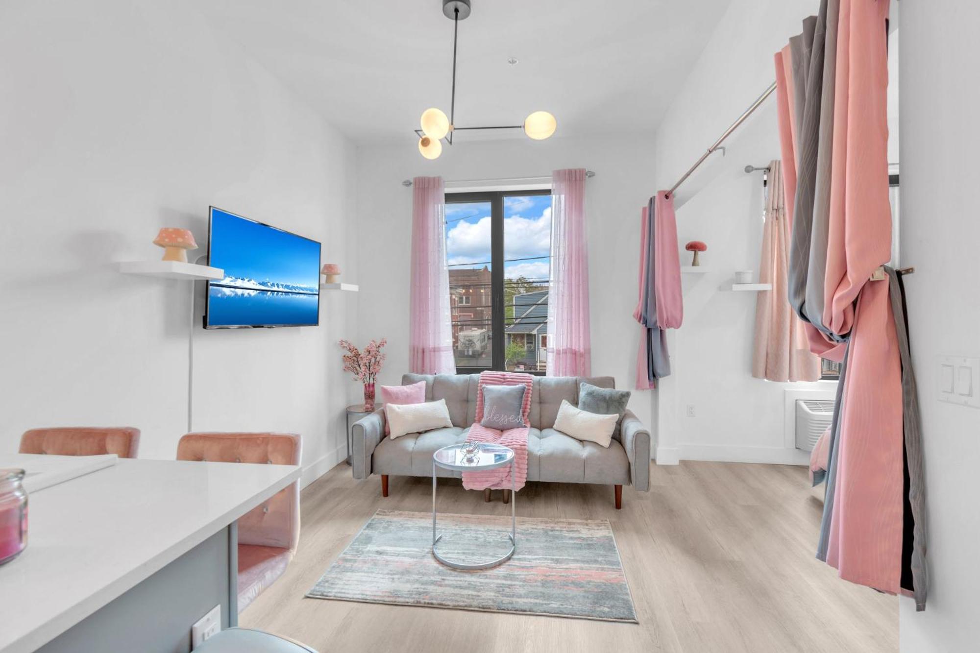 Ferienwohnung Pink Heaven Indoor Pool, Free Parking, Near Nyc Elizabeth Exterior foto