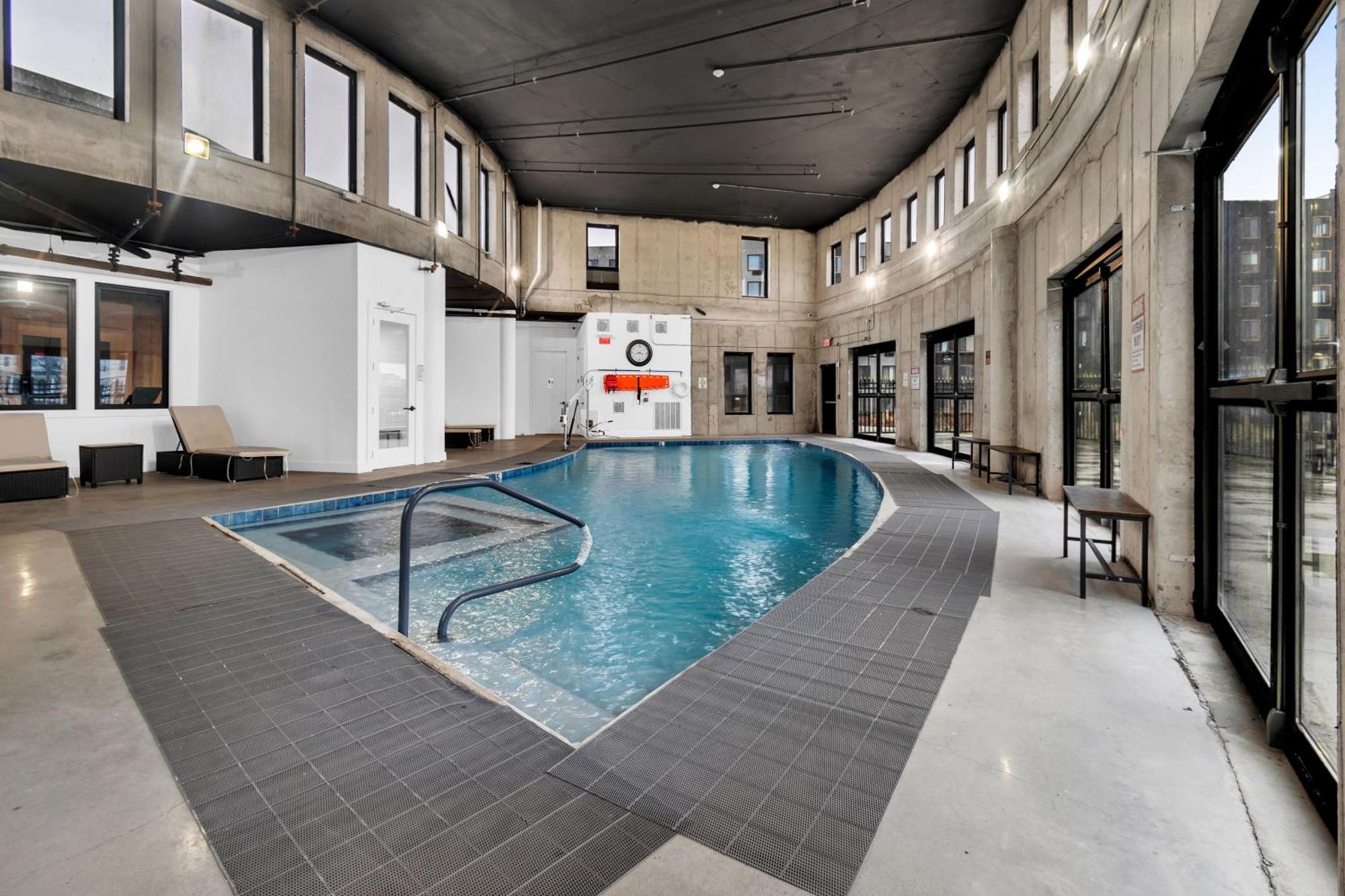 Ferienwohnung Pink Heaven Indoor Pool, Free Parking, Near Nyc Elizabeth Exterior foto